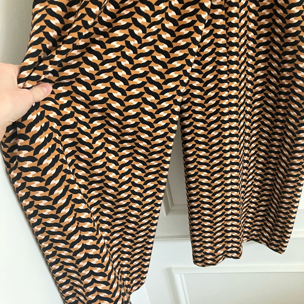 Who What Wear Black and Tan Patterned Pants